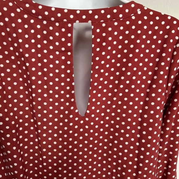 Forever 21 Women’s Small Polka Dot V Neck Blouse‎ Roll Tab Sleeve Classic Dainty - Picture 7 of 14